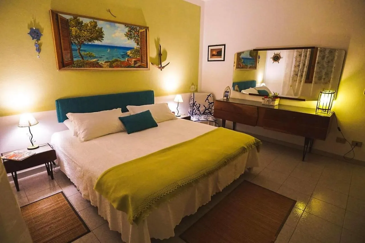 Ferienhaus Villa L'Hibiscus Di Lucia Alghero